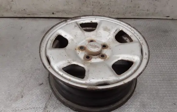 Subaru Forester SF R15 steel rim 