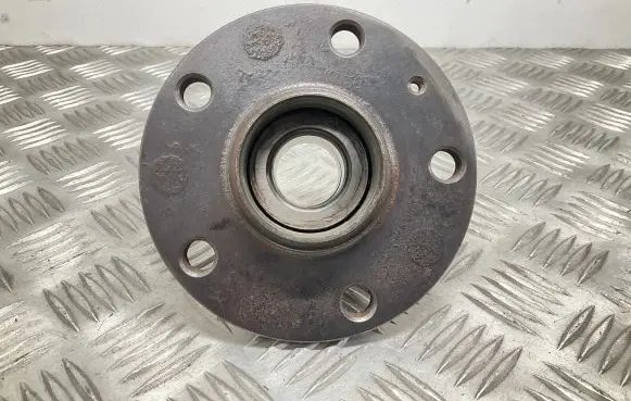 Skoda Octavia Mk3 (5E) Rear wheel ball bearing SKF