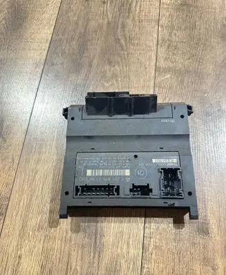 Mercedes-Benz S W221 Seat control module A2218702386 A2214421511 A2218708586
