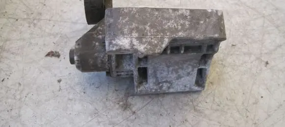 BMW X5 E70 Power steering pump mounting bracket 7799862