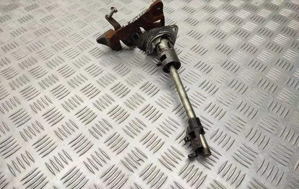 Volkswagen PASSAT B6 Other gearbox part 1K0711046J