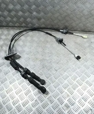 KIA Sportage Gear shift cable linkage 437943U400 3U4004A13