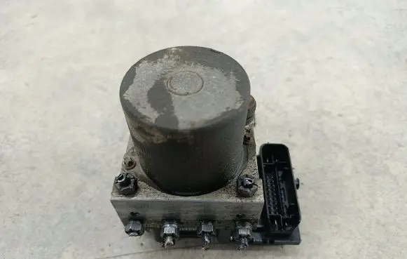 Opel Vivaro ABS Pump 