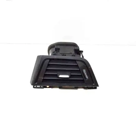 BMW 4 F32 F33 Dashboard air vent grill cover trim 9231970