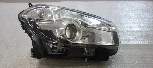 Nissan Qashqai Headlight/headlamp 26010BR00B 1EL01033512 015351200002595