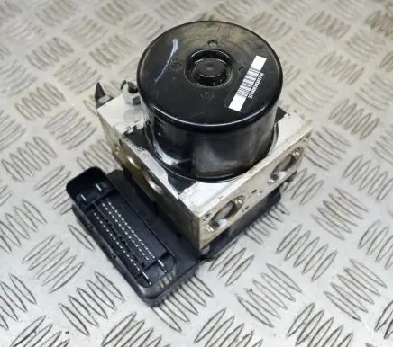 Volvo V60 ABS Pump 31400101 P31400544