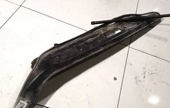 Audi A3 S3 8P Wiper trim 