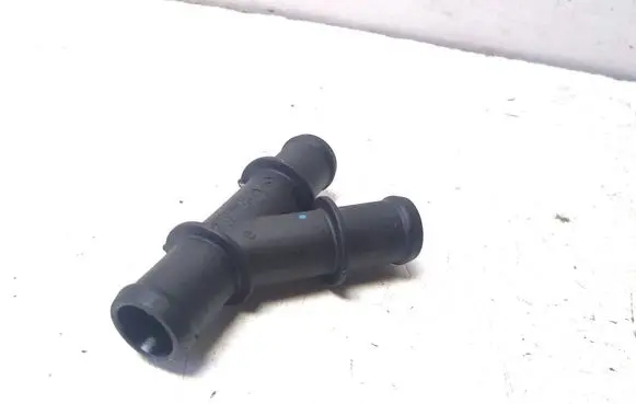 Volkswagen PASSAT B8 Brake vacuum hose/pipe 1K0121087Q
