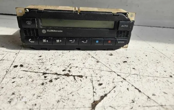 Volkswagen PASSAT B5 Climate control unit 5HB00761710 3B1907044B