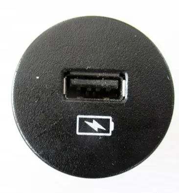 Iveco Daily 6th gen USB socket connector 5802012268