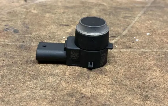 Mercedes-Benz CLS C218 X218 Parking PDC sensor A2125420018
