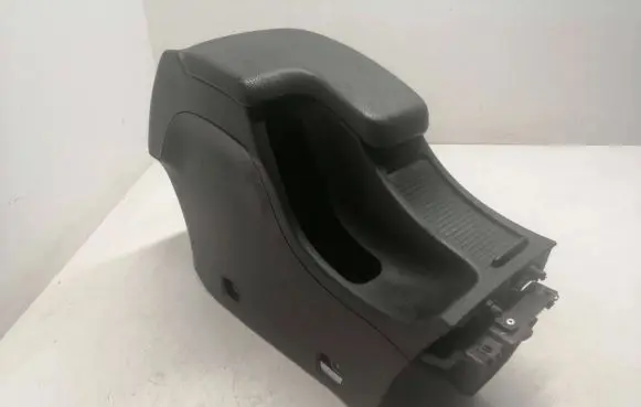 Alfa Romeo 159 Armrest