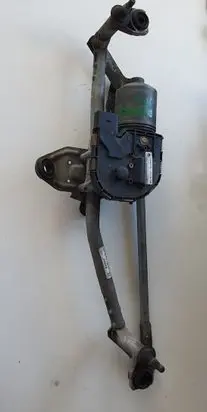 Skoda Superb B6 (3T) Wiper motor