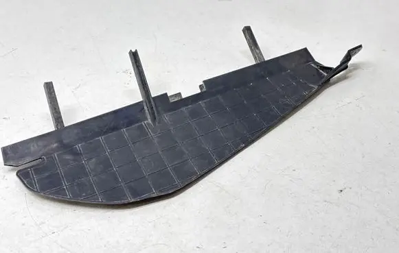 Volkswagen Transporter - Caravelle T5 Battery tray heat shield 7E0805283B