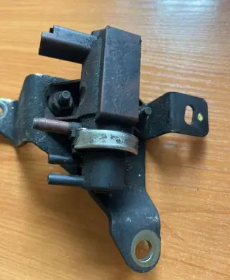 Ford Focus Turbo solenoid valve 65701