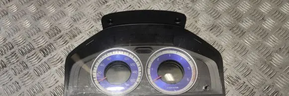 Volvo S60 Speedometer (instrument cluster) 31327586AA