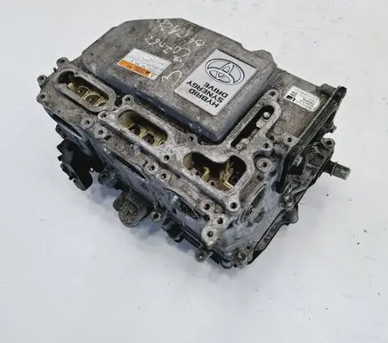 Toyota Yaris Voltage converter inverter G920052010 2ZE5520111