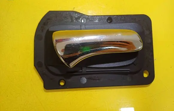 Front door interior handle