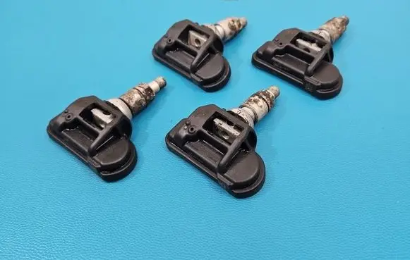 Opel Zafira C Tire pressure sensor 13598775 IMPRK1610003