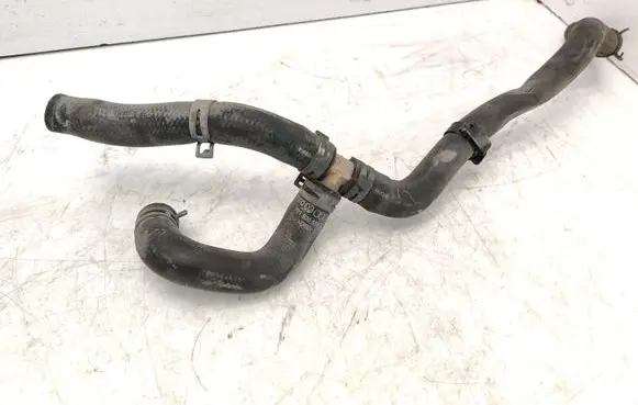 Volkswagen Transporter - Caravelle T4 Engine coolant pipe/hose 701820588A