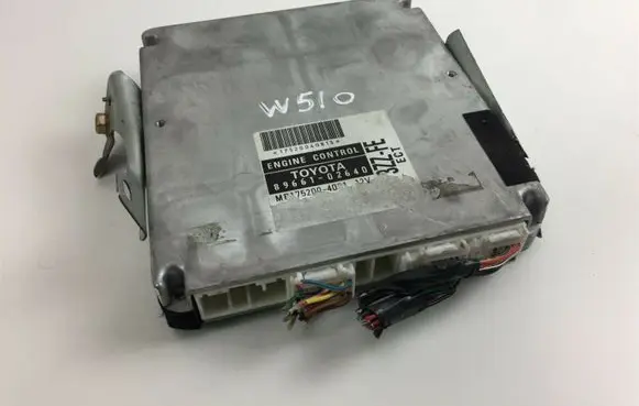 Toyota Corolla E110 Other control units/modules 8966102640 W510