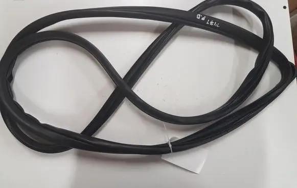 Mazda 6 Front door rubber seal