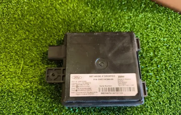 Ford Kuga II Blind spot module DV6T14C689BB BBDV6T5130721102 ECU305300
