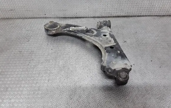 Opel Corsa D Front lower control arm/wishbone