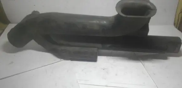 Opel Astra H Air intake duct part 55351756 551020308