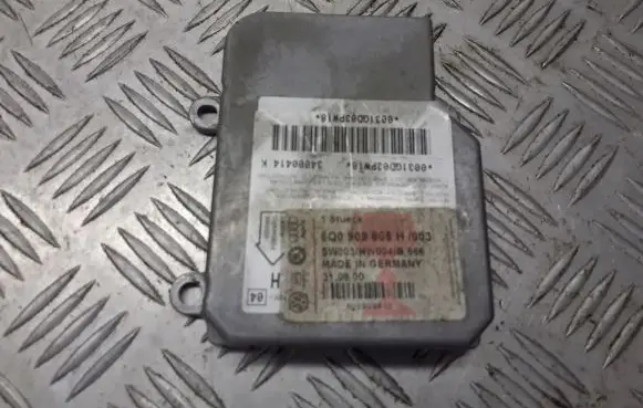 Skoda Fabia Mk1 (6Y) Airbag control unit/module 6Q0909605H