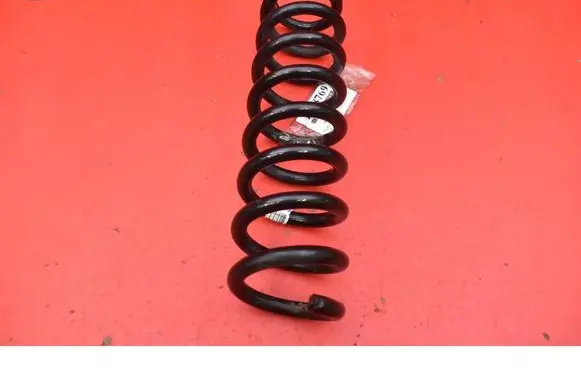BMW 7 F01 F02 F03 F04 Rear coil spring 