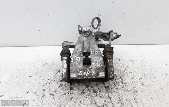 Ford Kuga I Rear brake caliper