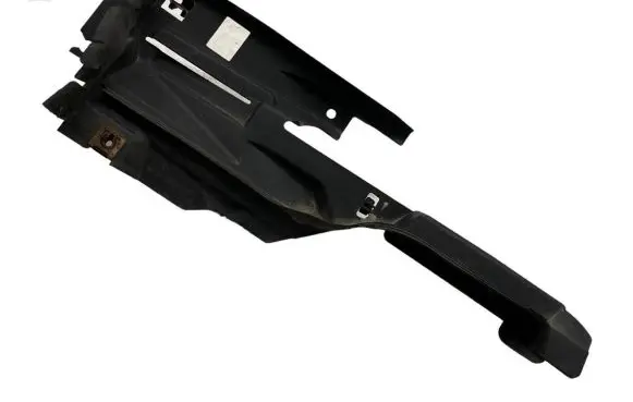 Ford Focus Other engine bay part BM51A02476AE
