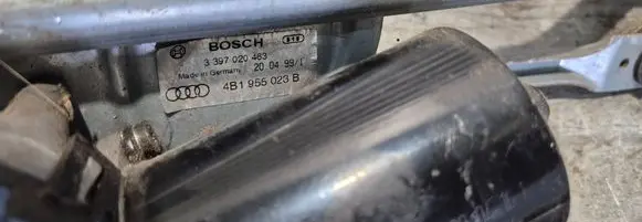 Audi A6 S6 C5 4B Front wiper linkage and motor 4B1955113