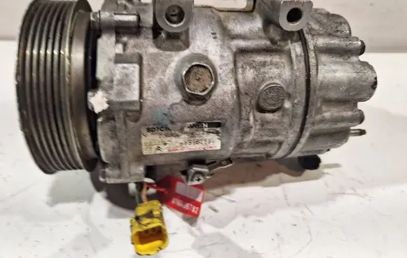 Citroen C4 I Picasso Air conditioning (A/C) compressor (pump) 9651911380