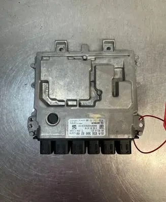 Mercedes-Benz E W213 Engine control unit/module ECU A6569000200 0281033751