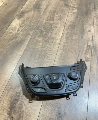 Opel Insignia A Climate control unit 26202384 544930977 7370200000000X