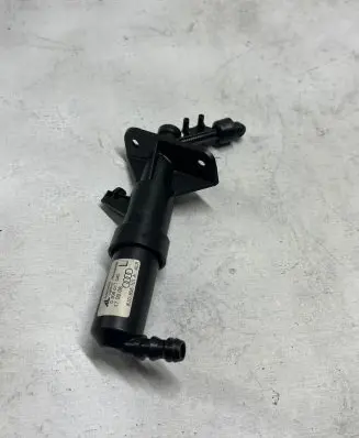 Audi TT TTS Mk2 Headlight washer spray nozzle 8J0955101A 0308011045 1709080