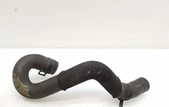 Mercedes-Benz CLA C117 X117 W117 Engine coolant pipe/hose A2702031782