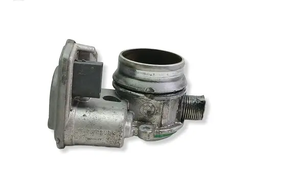 BMW 1 E82 E88 Throttle valve 