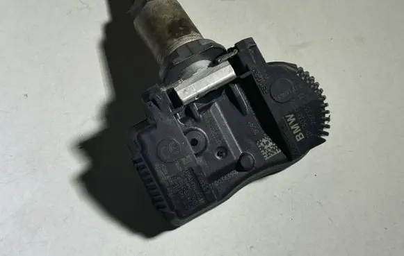 BMW 3 F30 F35 F31 Tire pressure sensor 707355