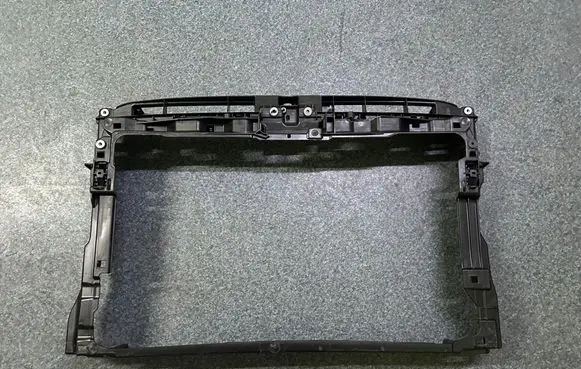 Volkswagen Golf VII Radiator support slam panel 5G0805588 769908099