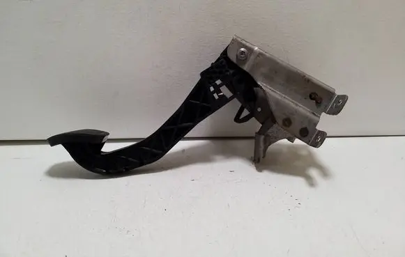 Peugeot Expert Clutch pedal P1002662