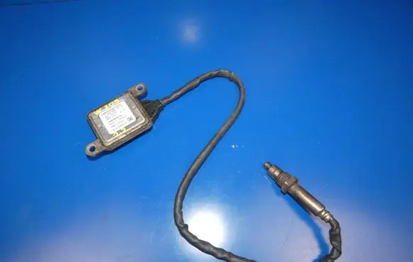 Mercedes-Benz C W205 Lambda probe sensor A0009053503 5WK96682D 19031102289