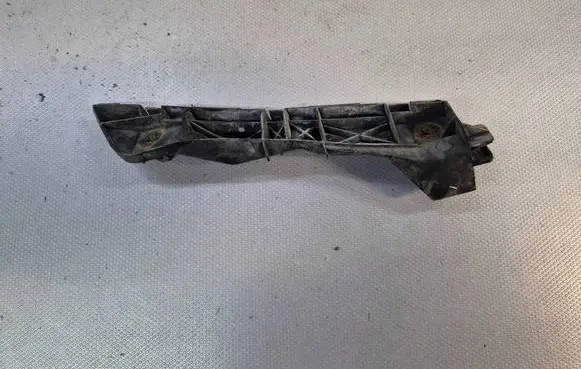 Toyota Avensis T250 Front bumper mounting bracket 5253505020