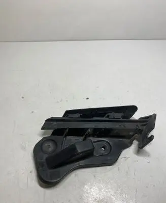 Volkswagen Golf Plus Front bumper mounting bracket 5M0807183