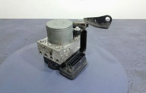 Lexus IS III XE30 ABS Pump 8954153440