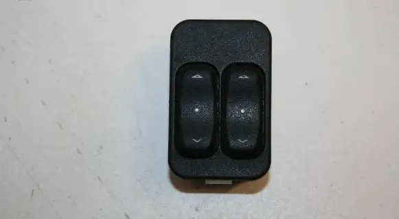 Opel Zafira A Electric window control switch 2212040921 90561088 13363201