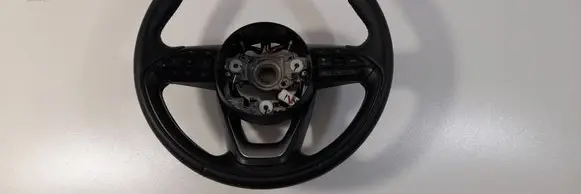 Toyota Yaris XP210 Steering wheel 6436038