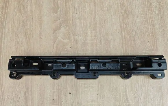 BMW 8 G16 Sill supporting ledge 7497691